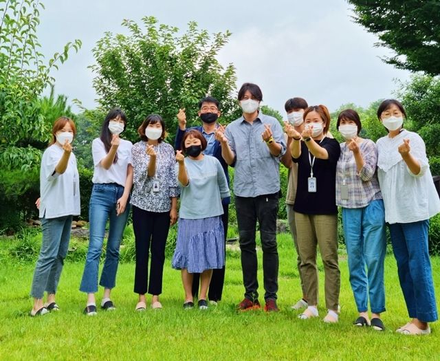 영화배우 류수영, 실버프리 요양원 방문.