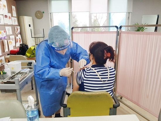 실버프리 코로나 백신 부스터샷 접종